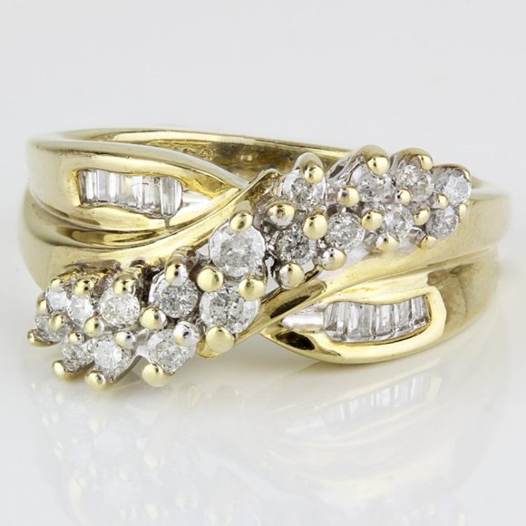 Vintage 10k Yellow Gold Round & Baguette Diamond Anniversary Band Cocktail Ring